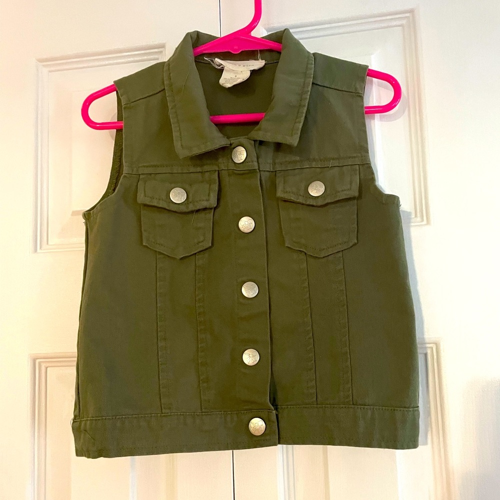 Emma & Elsa Girls Size 6 Olive Green Button Down Vest
